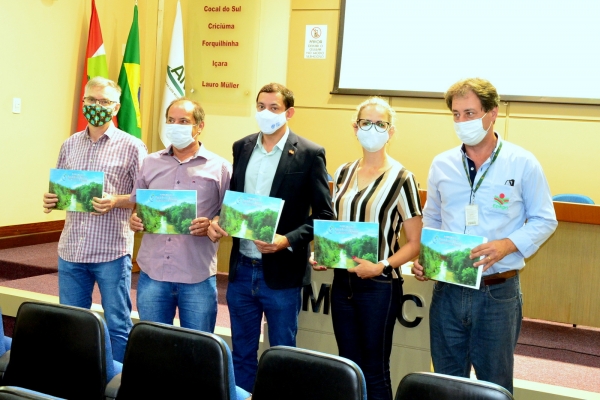 Secretaria de Meio Ambiente do Estado lança Plano de Recursos Hídricos da Bacia do Rio Urussanga na AMREC