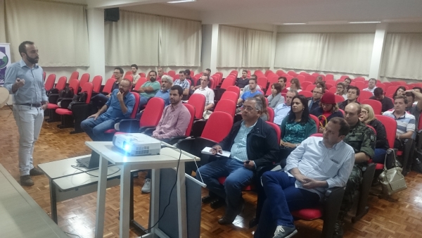 Encontro Regional apresentação da 1ª etapa do  Plano Estadual de Recursos Hídricos de Santa Catarina