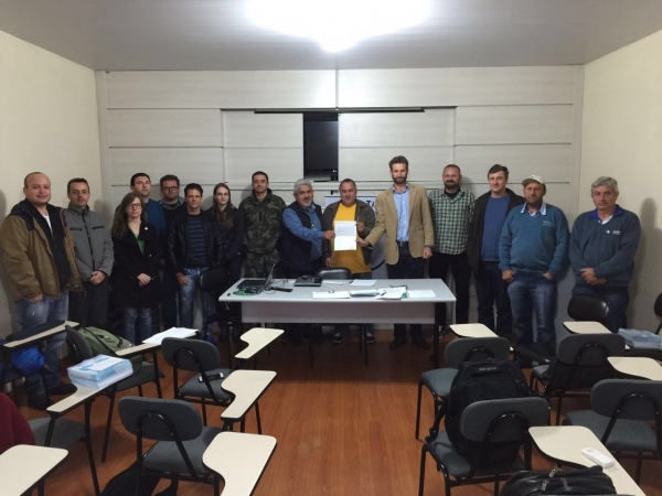 Reunião discute a Criação de Entidade Executiva para os Comitês Timbó, Canoinhas e Canoas.