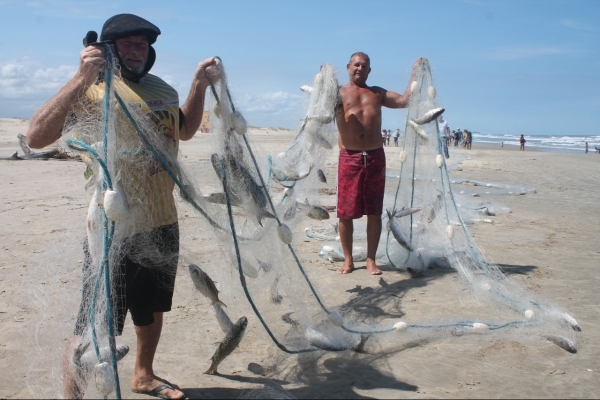 Cultura local: Pescadores dedicam dia para agradecimento às águas