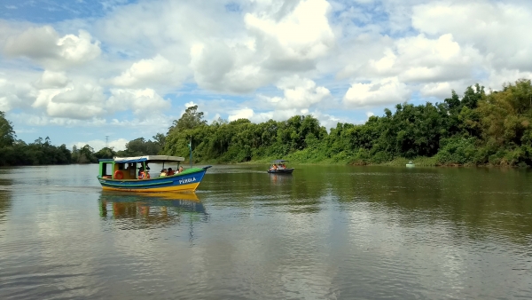 Passeio de barco encerra Semana da Água do Comitê Araranguá