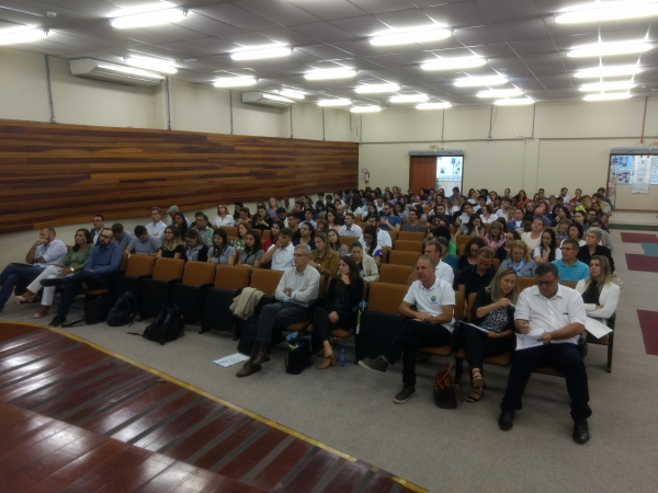 COMITÊ RIO CAMBORIÚ REALIZA V SIMPÓSIO DA BACIA HIDROGRÁFICA PARA DEBATER A GESTÃO DA ÁGUA