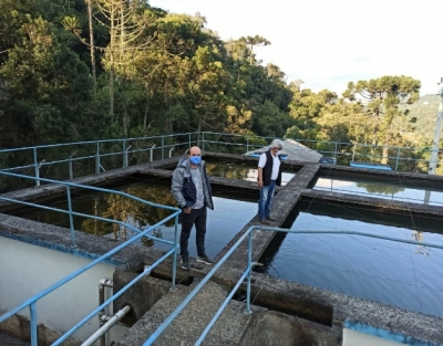 A ESCASSEZ HÍDRICA NAS BACIAS HIDROGRÁFICAS DO CANOAS E AFLUENTES CATARINENSES DO PELOTAS