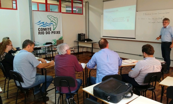 Reunião entre a Comissão Consultiva e Diretoria do Comitê Rio do Peixe e equipe técnica da Ecopef.