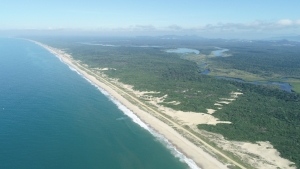 Praia Grande e Parque Estadual do Acarai em São Francisco do Sul