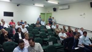 Comitê participa dos debates no 7º seminário sobre a enchente de 74