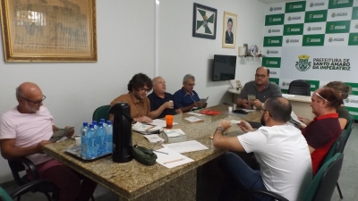 EQUIPE DA UFSC PARTICIPA DE REUNIÃO COM AUTORIDADES