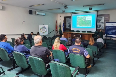 Comitê Tubarão e Complexo Lagunar recebe plano de ação para efetivar enquadramento do Rio da Madre