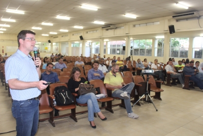 Tubarão discute estudos de impacto ambiental da redragagem do rio