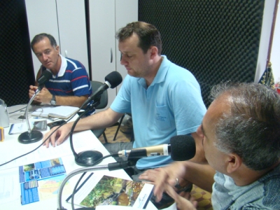 Comitê expõe seus trabalhos em rádio comunitária