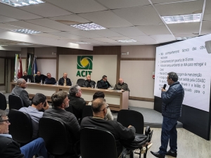 Entidades regionais discutem solu&ccedil;&otilde;es para o Canal da Barra do Camacho