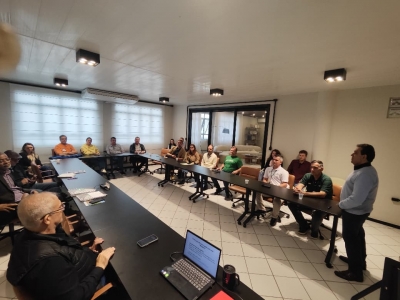 Comiss&atilde;o discute avan&ccedil;os de projetos para conten&ccedil;&atilde;o de cheias na Bacia do Rio Tubar&atilde;o e Complexo Lagunar