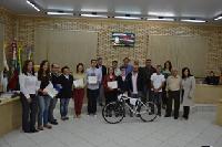Alunos de Canelinha recebem premiação do Comitê Tijucas