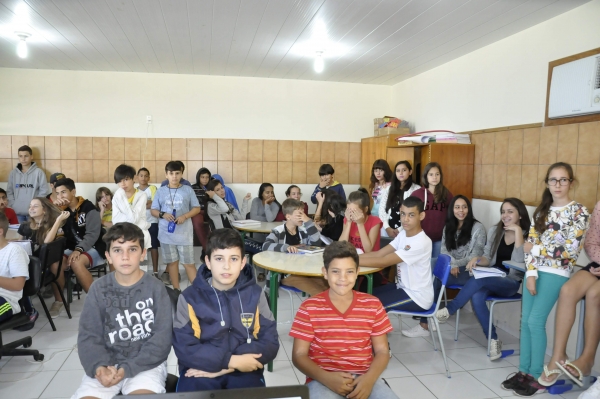 COMITÊ EM DEBATE: ALÉM DA SALA DE AULA