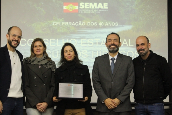 Comit&ecirc;s de Bacia Hidrogr&aacute;fica s&atilde;o homenageados em celebra&ccedil;&atilde;o dos 40 anos do Conselho Estadual de Recursos H&iacute;dricos (CERH)