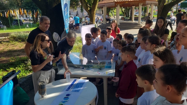 Comit&ecirc; Urussanga leva educa&ccedil;&atilde;o ambiental &agrave; pra&ccedil;a em a&ccedil;&atilde;o pelo Dia Mundial da &Aacute;gua