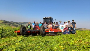 Projeto solo, água e ambiente propõe agricultura conservacionista em ações na região