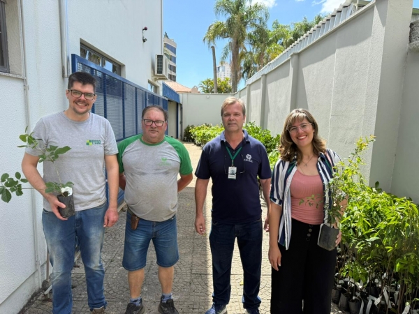 Comitê Tubarão e Complexo Lagunar recebe doação de mudas nativas