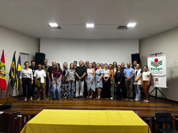 Comit&ecirc; Chapec&oacute; e Irani participa de treinamento sobre m&eacute;todos de trabalho das Entidades Executivas realizado pela SEMAE em Itaja&iacute;/SC