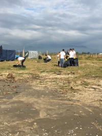 ENTIDADES MOBILIZADAS EM MUTIRÃO DE LIMPEZA DA PRAIA DE TIJUCAS